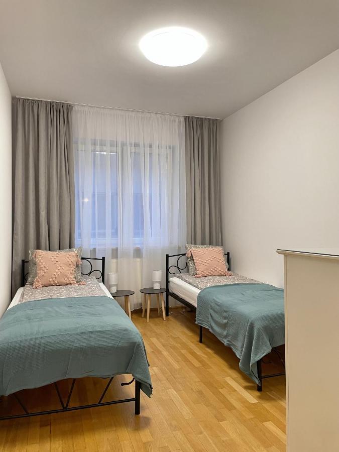 Appartamento Przy Atrium Okolice Stacji Metra Rondo Onz *