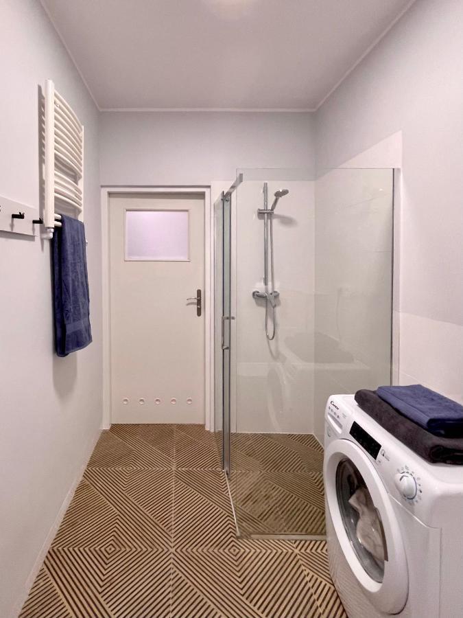 Przy Atrium Okolice Stacji Metra Rondo Onz Varšava