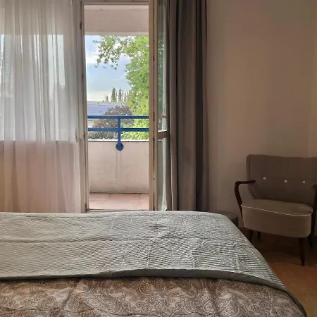 Apartament Przy Atrium Okolice Stacji Metra Rondo Onz Warsaw Exterior photo