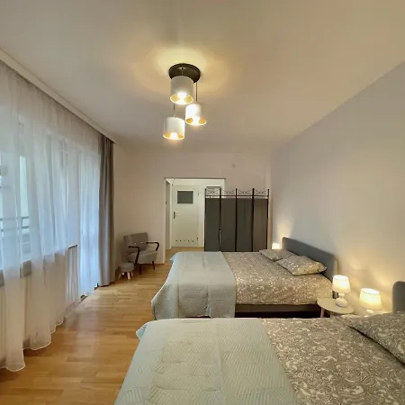 Apartament Przy Atrium Okolice Stacji Metra Rondo Onz Warsaw Exterior photo